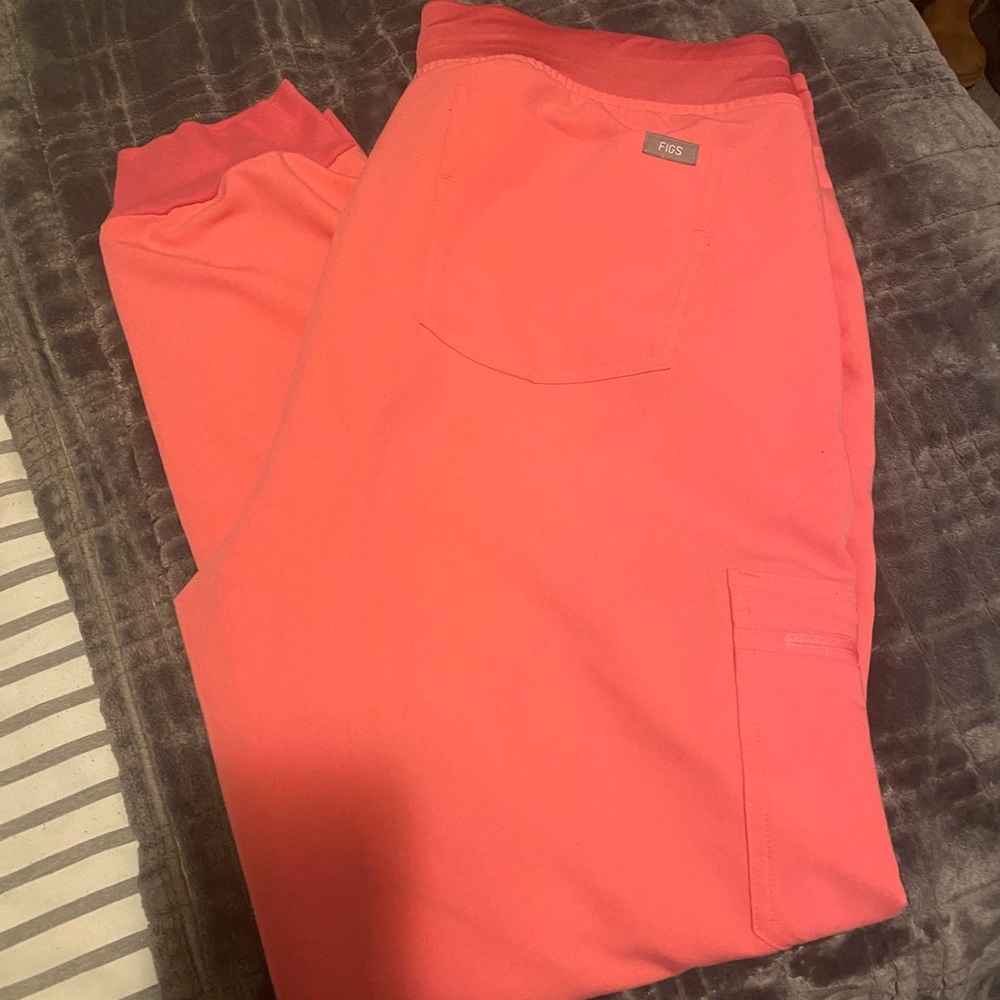 Neon pink figs joggers